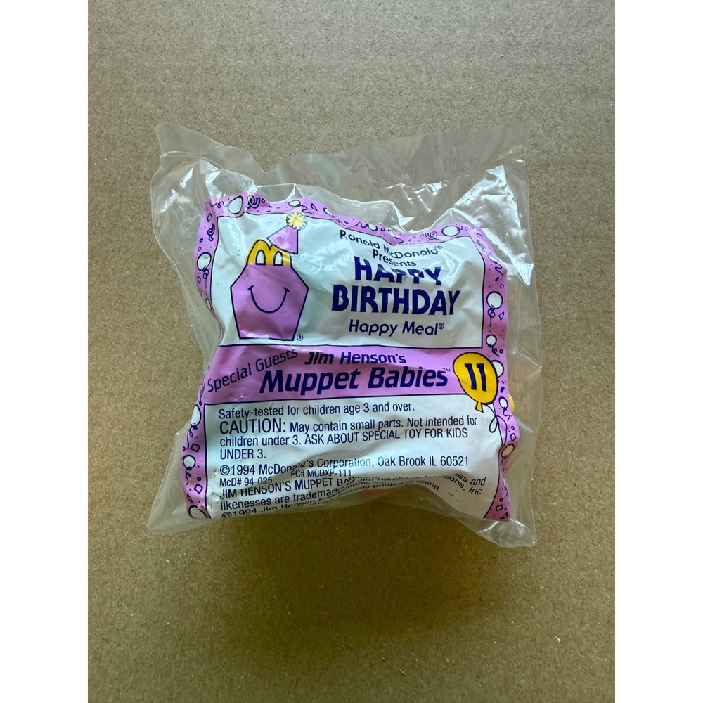 Vintage 1994 McDonalds Happy Meal Toy Muppet Babies Piggy Suitcase 11 NIP